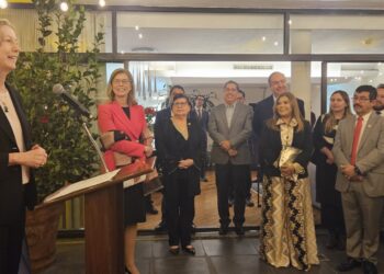 La UAT y la Embajada de Australia fortalecen su cooperación académica y de investigación