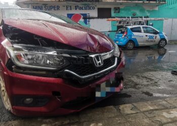 Enésimo choque en peligroso crucero Zaragoza y 21 en el centro de Cd. Victoria