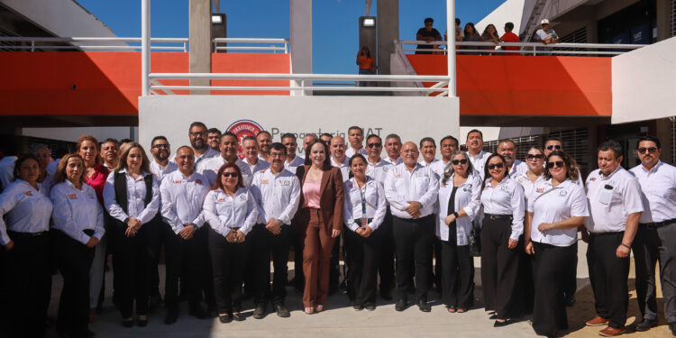 Inauguran la Preparatoria UAT Nuevo Laredo