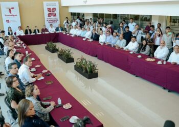 Presentan ante alcaldes y empresarios estrategia “Tamaulipas, Plataforma Logística de México”