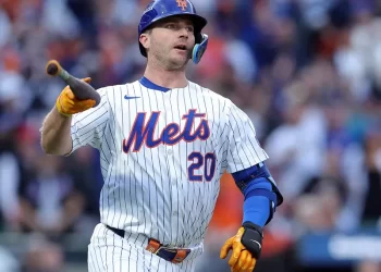 Mets apalea 7-2 a Filis y toma delantera en Serie Divisional