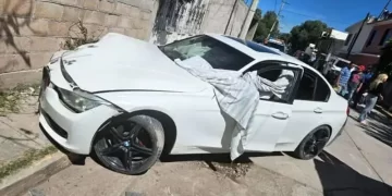 Matan a balazos al conductor de un BMW; hieren al copiloto