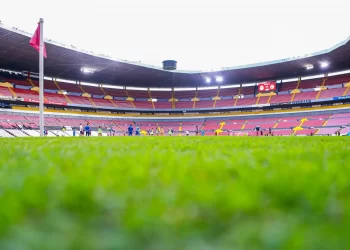 Cancha del Estadio Akron sigue en malas condiciones para el partido de México en Guadalajara