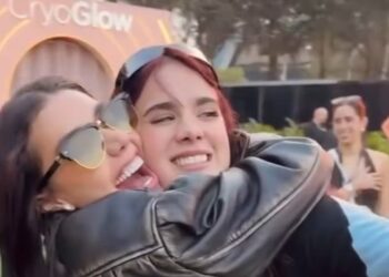 Karime Pindter y Gala Montes sorprenden con serenata en el Gran Premio de México