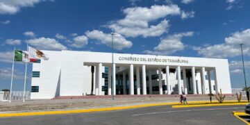 Congreso morenista pierde otra batalla, Cabeza de Vaca ya es diputado