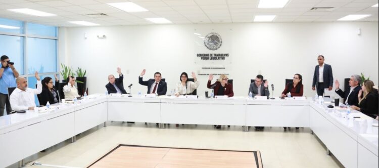 Comisiones del Congreso aprueban investigar caso Gattás