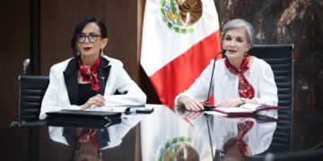 Participa María de Villarreal en reunión con titular del Sistema Nacional DIF