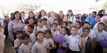 Lleva DIF la brigada “Transformando Familias” a la región ribereña