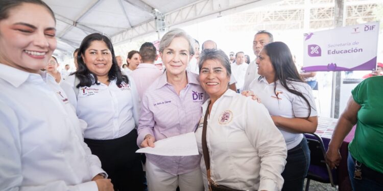 Lleva DIF la brigada “Transformando Familias” a la región ribereña