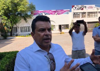 Garantiza alcalde que si pagarán nómina a empleados municipales