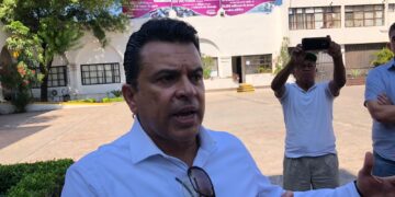 Garantiza alcalde que si pagarán nómina a empleados municipales