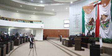 Aprueban en Congreso la Comisión Instructora