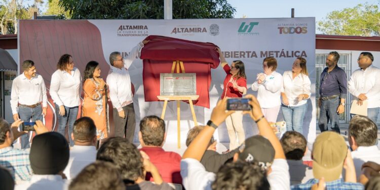 Reconocen a docentes, personal administrativo y estudiantes de la UT de Altamira