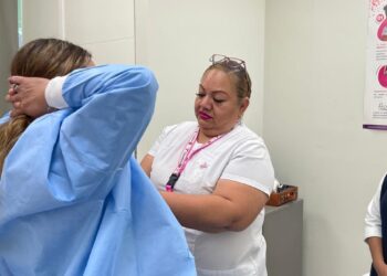 Realiza Salud Campaña para prevenir Cáncer de Mama