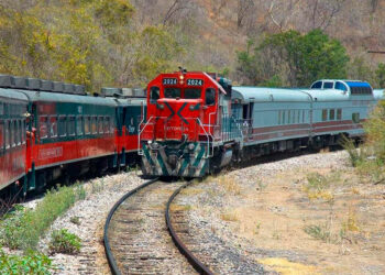 Reformas ferroviarias y de empresas estratégicas avanzan al Ejecutivo