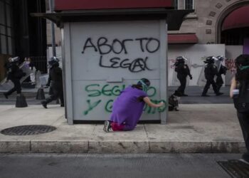 Proponen eliminar el delito de aborto en CDMX después de las 12 semanas