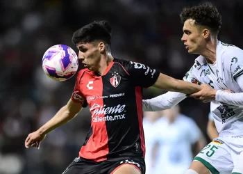 León domina pero no logra concretar