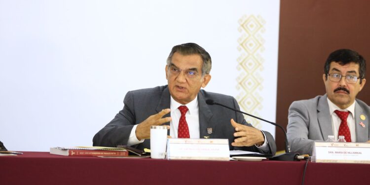 Convoca Américo Villarreal a los 43 alcaldes a trabajar en unidad por Tamaulipas