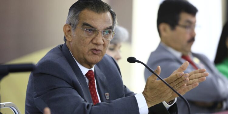 Convoca Américo Villarreal a los 43 alcaldes a trabajar en unidad por Tamaulipas