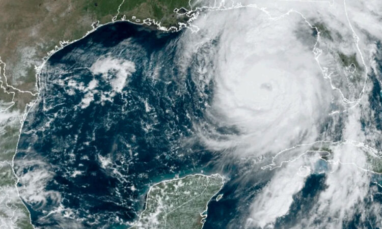 Huracán Milton se fortalece a categoría cuatro cerca de Yucatán