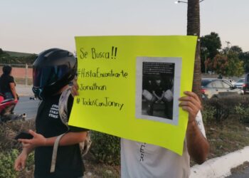 Familiares de desaparecidos cierran el 8 por protesta