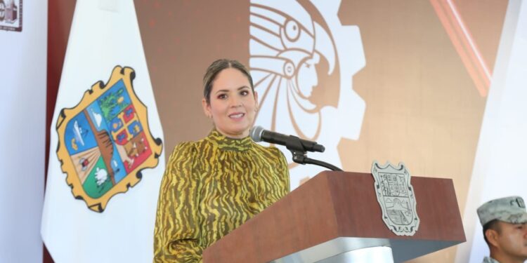 Cumple Américo al Tec Victoria; construye gimnasio