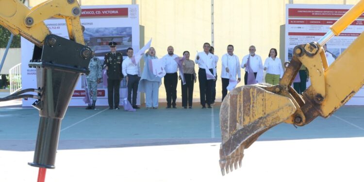 Cumple Américo al Tec Victoria; construye gimnasio