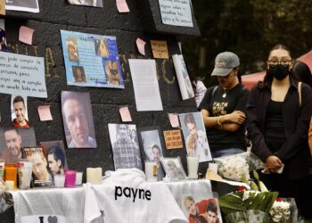 Directioners mexicanas rinden emotivo homenaje a Liam Payne