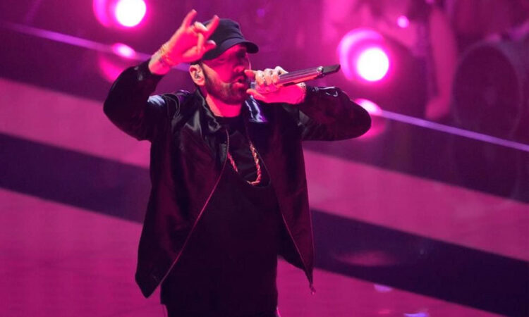 Eminem y Springsteen apoyan a Kamala Harris en la recta final de la campaña