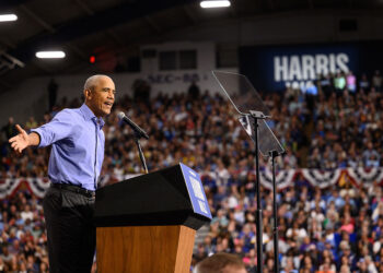 Obama respalda a Harris y critica duramente a Trump