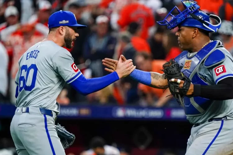 Reales de Kansas City triunfan en su regreso a los Playoffs