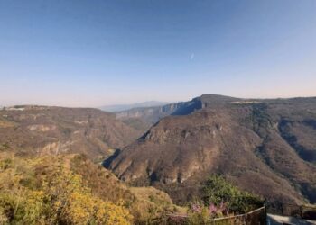 ¿Cuáles son los mejores parques y áreas naturales para visitar en Guadalajara?