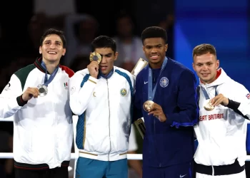 Marco Verde se une al boxeo profesional con el respaldo de Eddy Reynoso