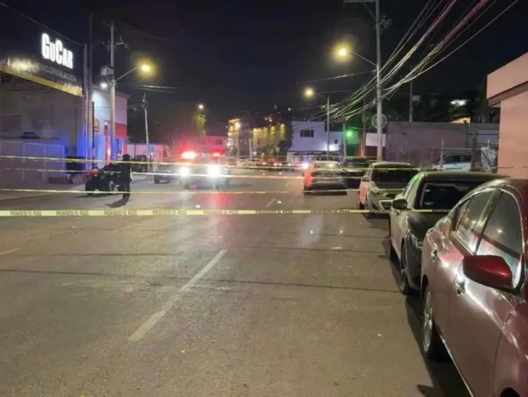 Asesinan a balazos 10 personas en un bar de Querétaro; hay siete heridos