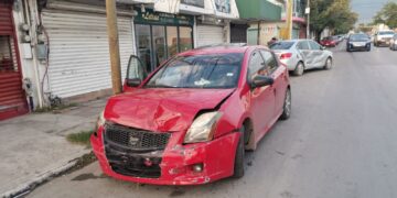 Fuerte encontronazo vehicular en el crucero 19 y Carrera Torres de Cd. Victoria