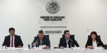 Plantean garantizar trato igualitario a mujeres y hombres en el ejercicio público