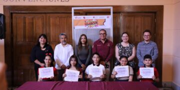 Premian a ganadores de la Segunda Edición del Concurso “Cómic 911: Lo Recuerdo, Lo Uso, Lo Cuido”