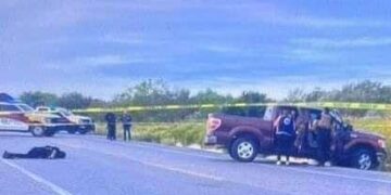 Mueren dos agentes de Guardia Estatal en enfrentamiento con delincuentes en San Fernando; también hay bloqueos carreteros
