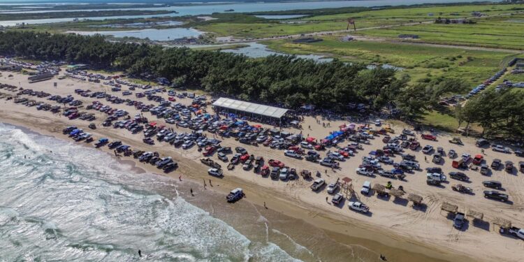 Participan 3 mil 700 en Torneo de Pesca de Corvina y Especies Varias en La Pesca, Soto la Marina, Tamaulipas