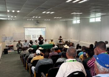 Analizan en la UAT los retos y perspectivas del sector citrícola de Tamaulipas