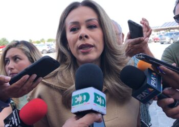 Ordenan aprehensión de miembros del gabinete del exgobernador Francisco García Cabeza de Vaca