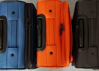 Cae en Linares sujeto que llevaba dos maletas con armas de fuego en un autobús de pasajeros