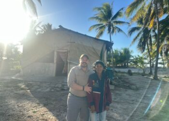 Arranca el programa Transformando con Energía; construirán casa a Doña Chofi