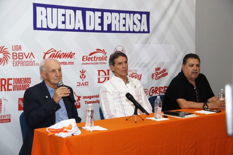 Designan al uruguayo Héctor Hugo Eugui director técnico del Correcaminos