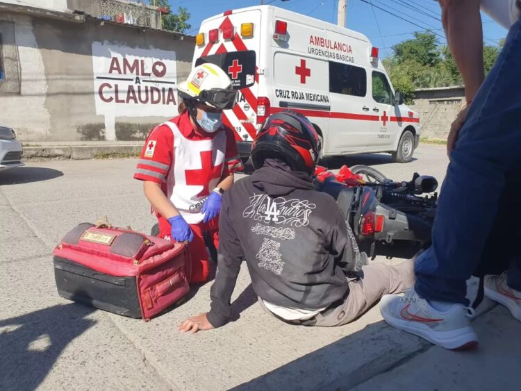 Auto embiste a motociclista en la Col. Gutiérrez de Lara de Cd. Victoria