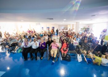 Entrega María de Villarreal prótesis y aparatos ortopédicos a pacientes de 21 municipios