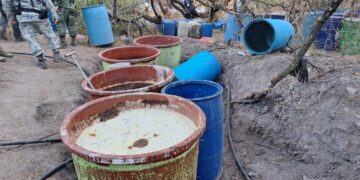 Aseguran narcolaboratorio con capacidad para elaborar 6 millones de dosis de metanfetamina