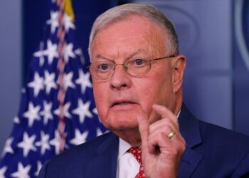 Trump nombra a Keith Kellogg, exasesor en la Casa Blanca, como su enviado especial a Ucrania