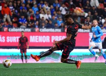 Xolos de Tijuana derrota en casa 3-0 a Cruz Azul en Cuartos de Final