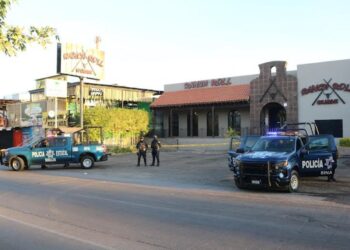 Delincuentes atacan restaurantes y una clínica en Culiacán